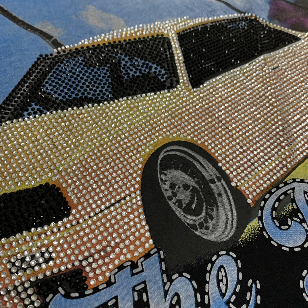 DUAA Destination Car Graphic Short-Sleeve T-Shirt — detail